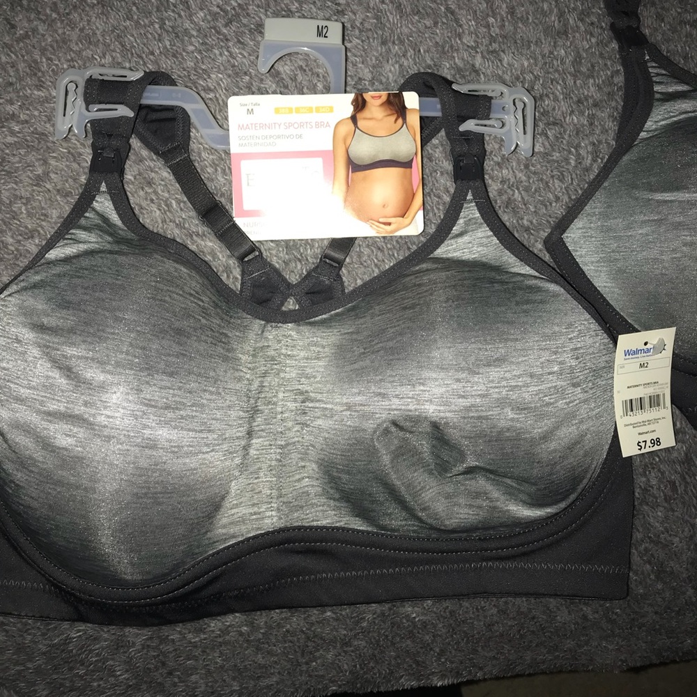 New with tags maternity bra bundle